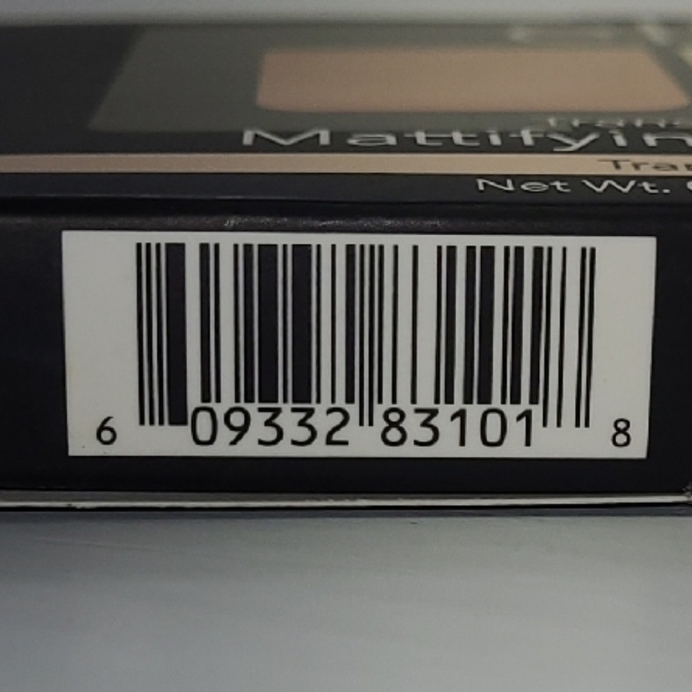 ELF Translucent Mattifying Powder Duo - Translucent - Picture 7 of 7